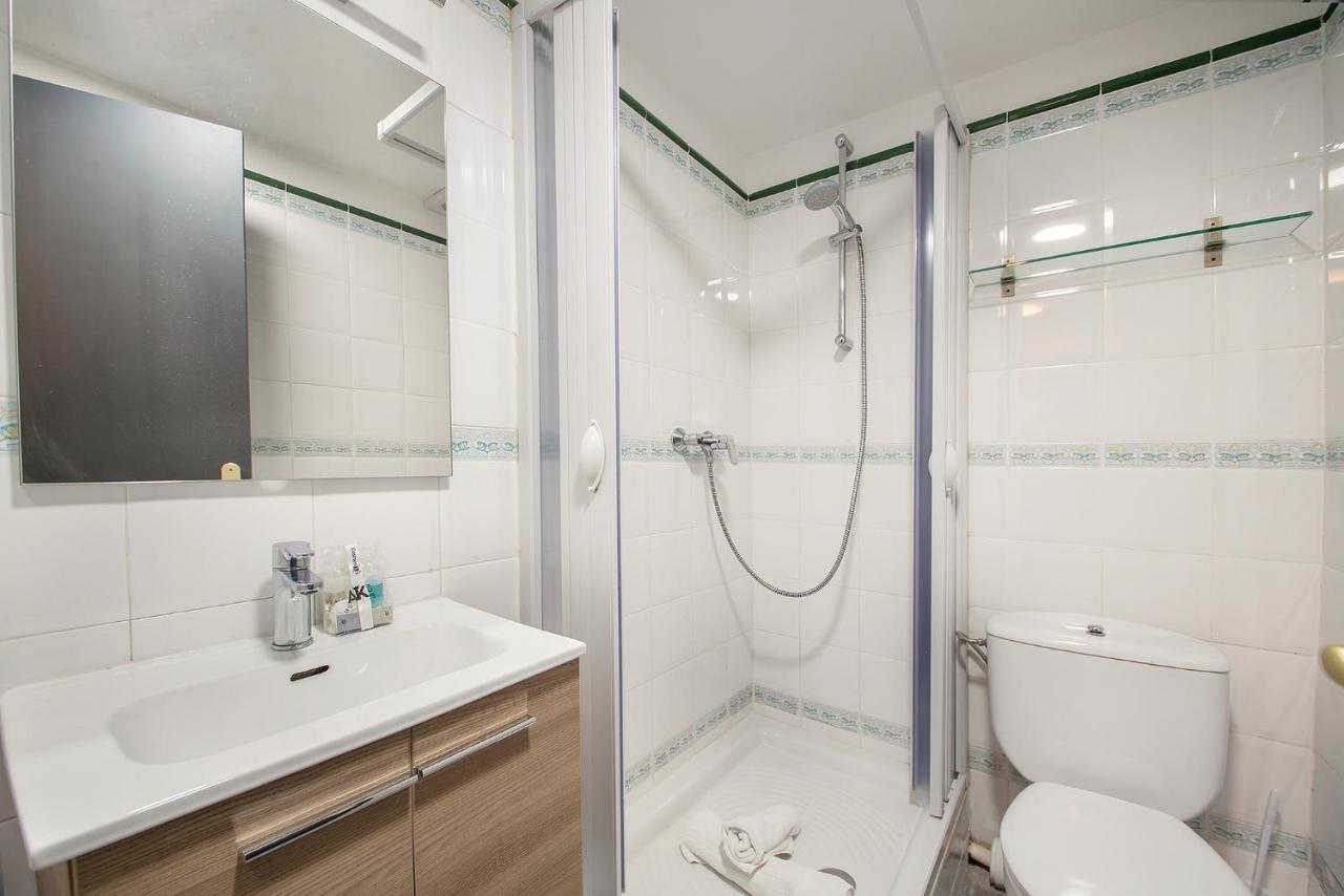 Aqua Apartment By Olala Homes Barcellona Esterno foto